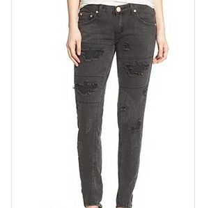 ONE TEASPOON FREEBIRDS DESTROYED SKINNY PATCHED